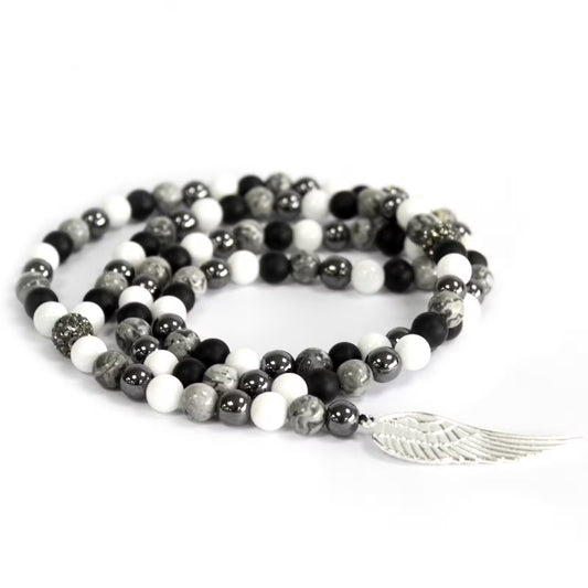 1x Angel Wing / Grey Agate - Gemstone Necklace